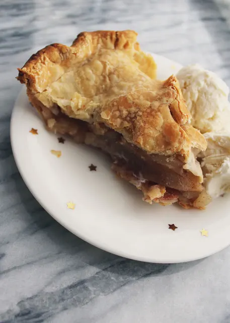 Image of Apple Pie.