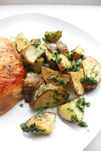 Roasted Potatoes with Kale&nbsp;Pesto